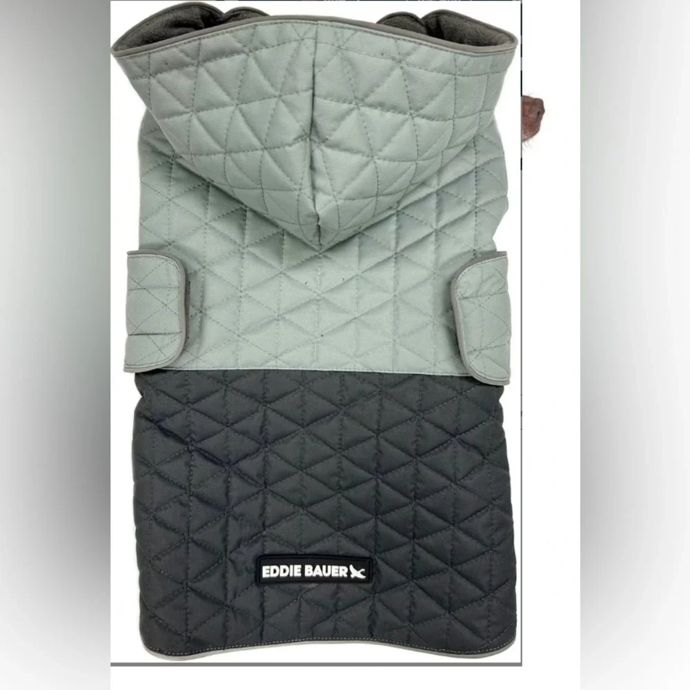 BNWT Eddie Bauer Pet Richaland Two-Tone Quilted Dog Warm Puffer Jacket.  Small.